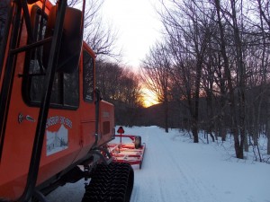 I saw the sunrise in the morning and this is the great sunset that night. A full day of grooming on March 22, 2015